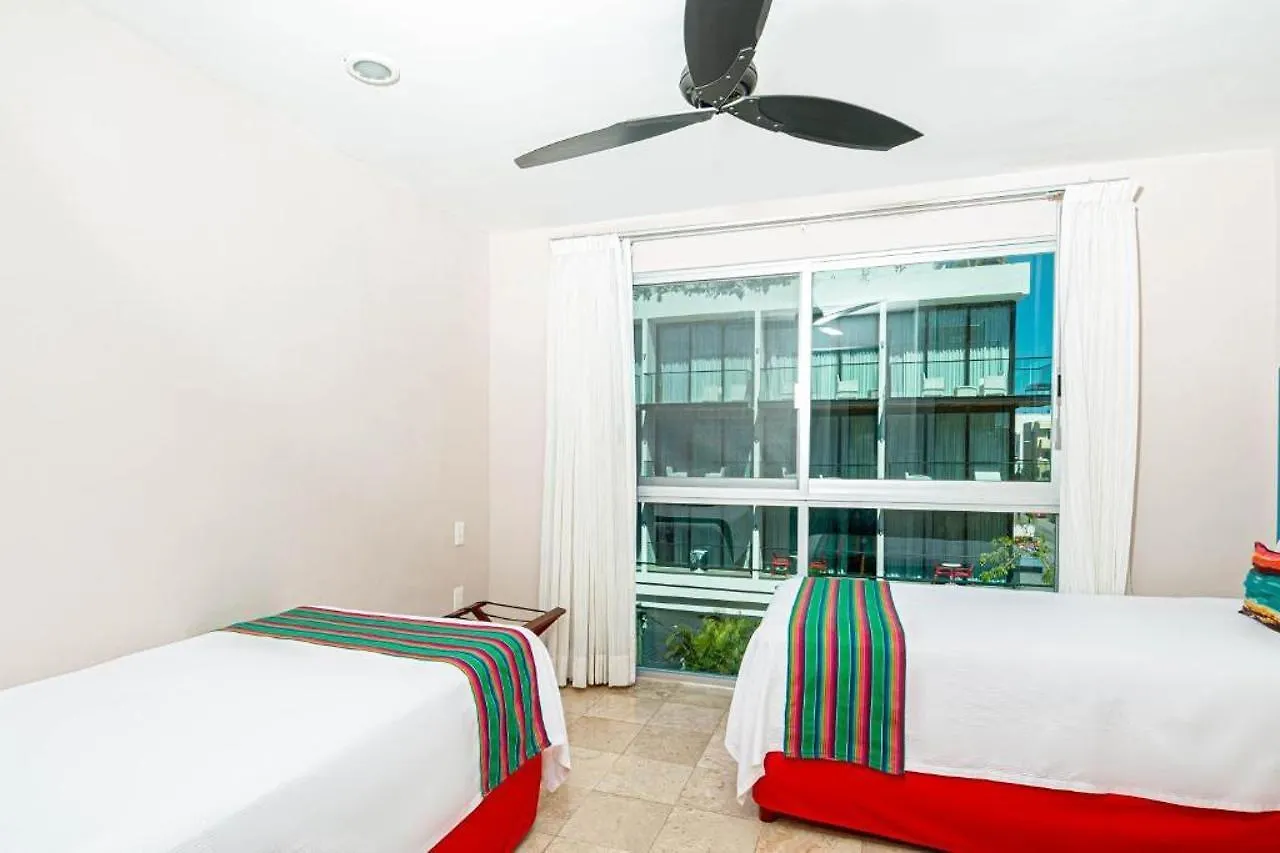 ***  Hotel Boutique Rato 10 Playa del Carmen Mexico