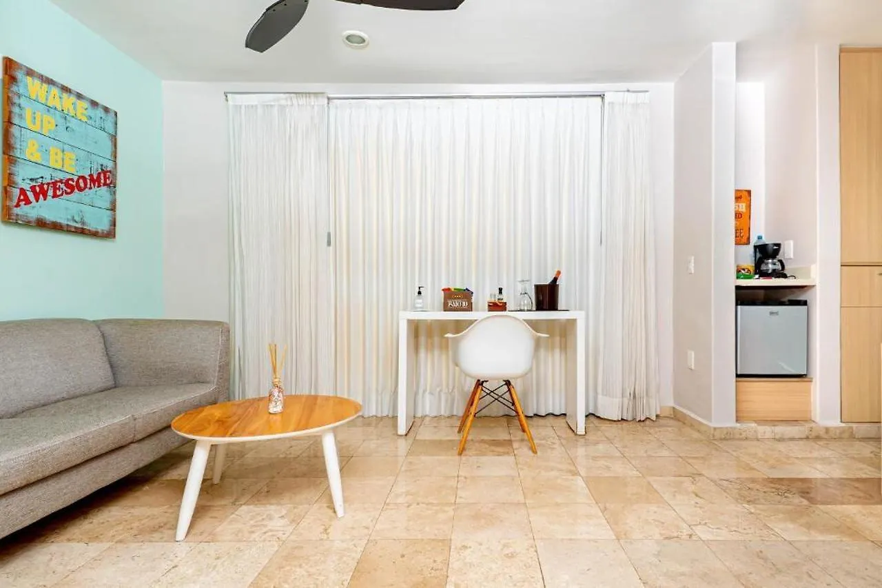 Hotel Boutique Rato 10 Playa del Carmen Mexico