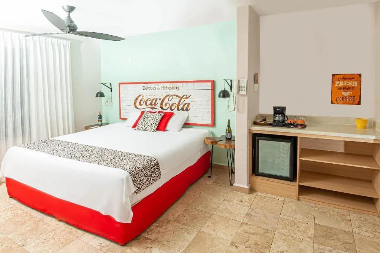 Hotel Boutique Rato 10 プレヤデルカーメン 3*,  メキシコ